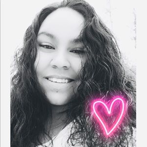 Meet your Posher, Bobbie